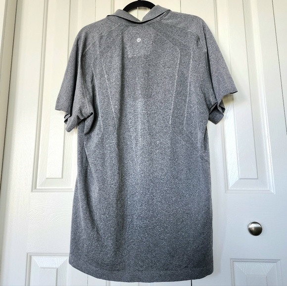Lululemon Men's Metal Vent Tech Polo Shirt Seamless Grey, Size XL - Picture 2 of 8
